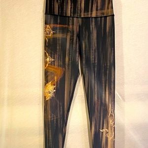 Onzie Leggings Brown Medium